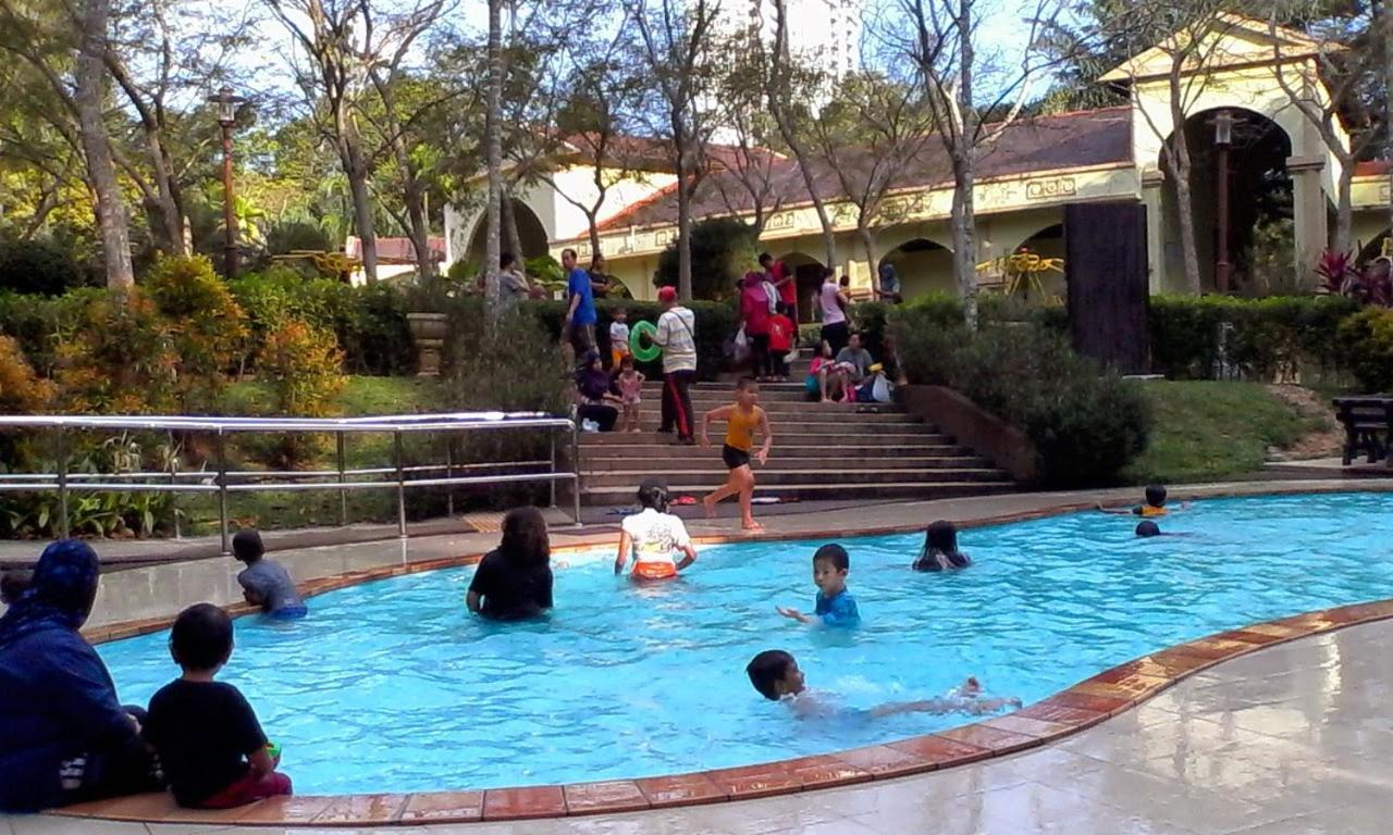 Sabai Sabai Guesthouse In Bayan Lepas Esterno foto